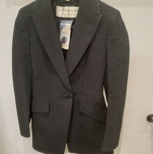 Brand new Burberry coat, s06, never worn!!